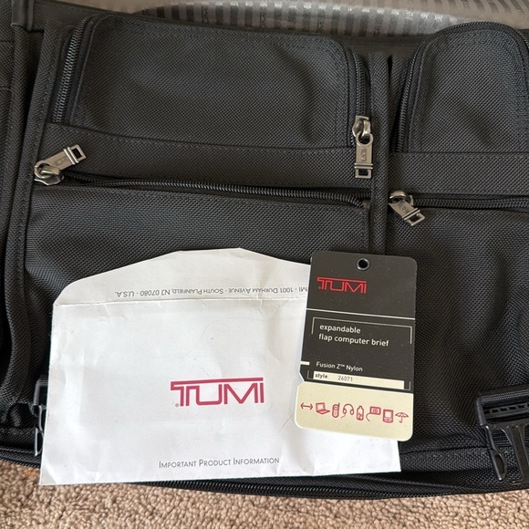 Tumi Expandable Flap Computer Laptop Briefcase Black - Picture 9 of 10